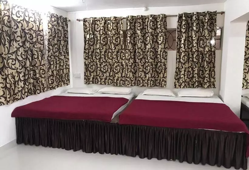 Hotelli Priti International