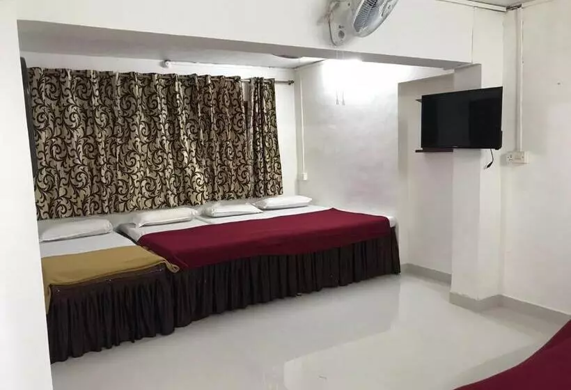 Hotelli Priti International