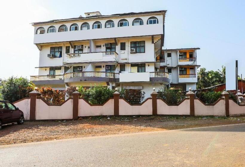 בית מלון כפרי Priti International