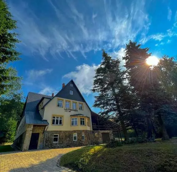 Hotelli Resort Luft Sněžník