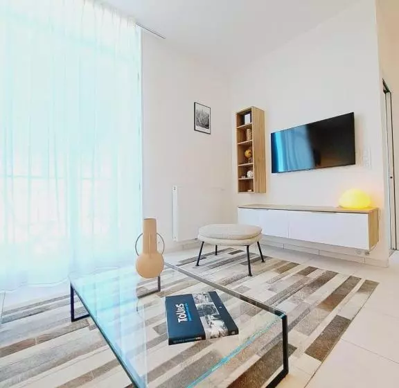 Hyper Centre Vue Bords Loire #confort #luxe