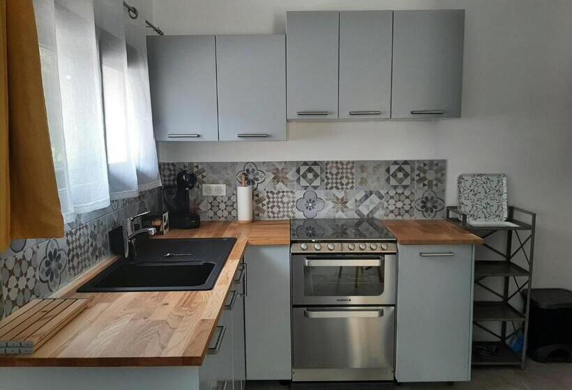 La Colinière, Joli Studio En Pleine Nature