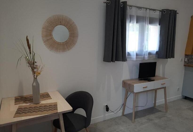 La Colinière, Joli Studio En Pleine Nature