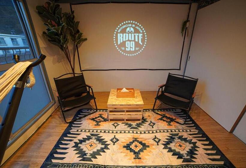 Route99 Yumoto 箱根湯本駅近山沿い川沿い 箱根湯本徒歩8分wifi 大人気ゲーム機無料 最大6名 無料駐車場