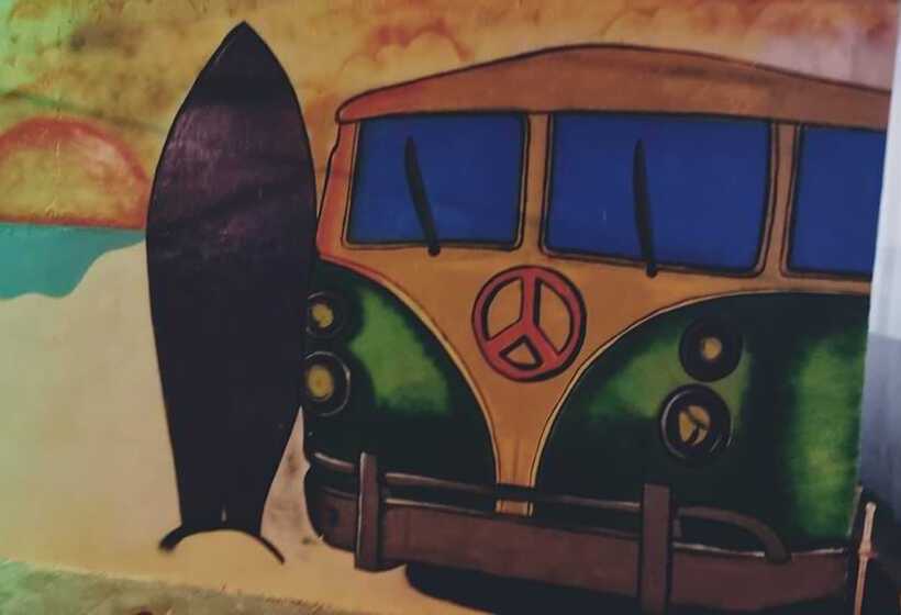 فندق صغير Twin Fin Plaza