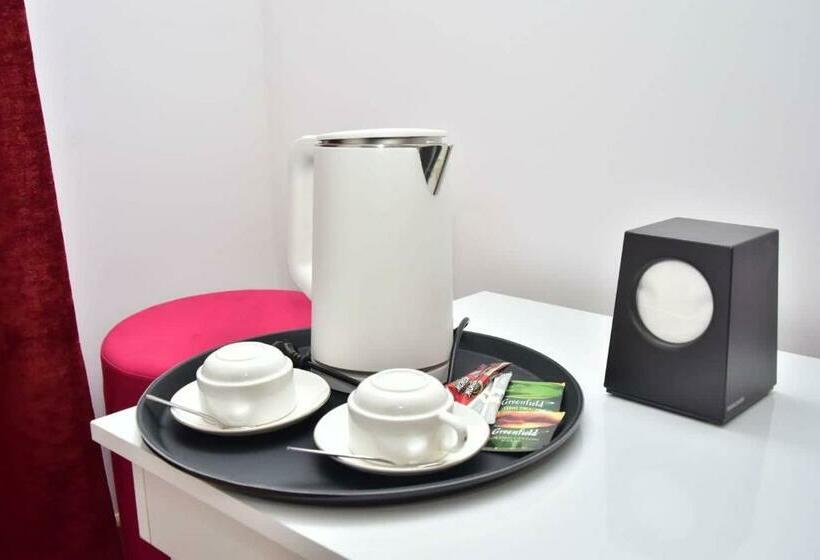 تختخواب و صبحانه Villa De France