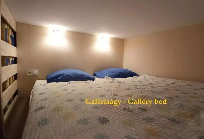 City Lights Apartman