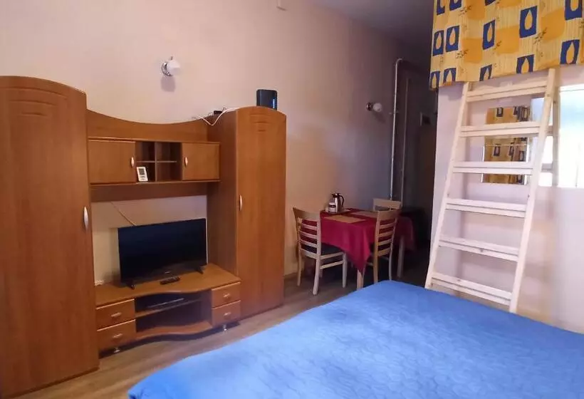 City Lights Apartman