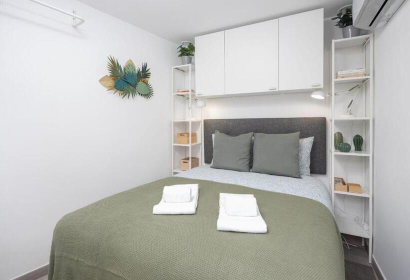 Designer Flats In Lapa By Lovelystay