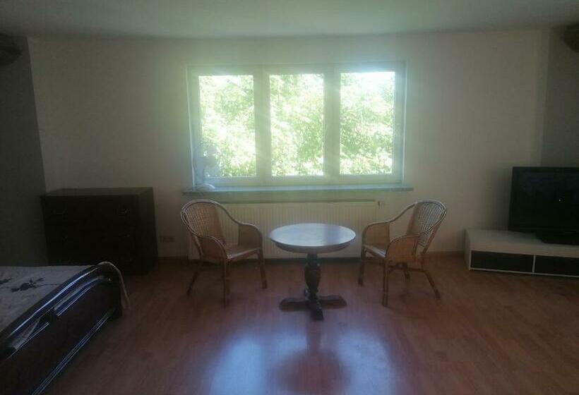 Gästehaus An Der Warnow