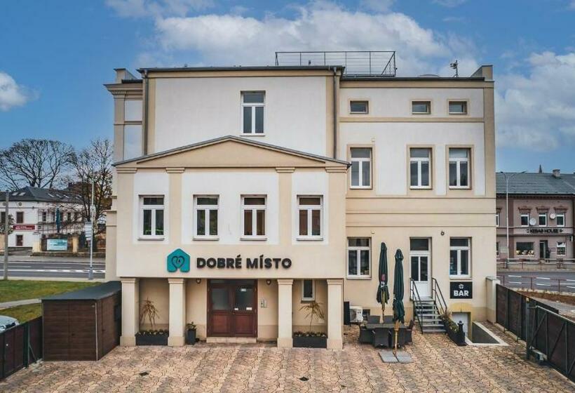 Hôtel Dobré Místo