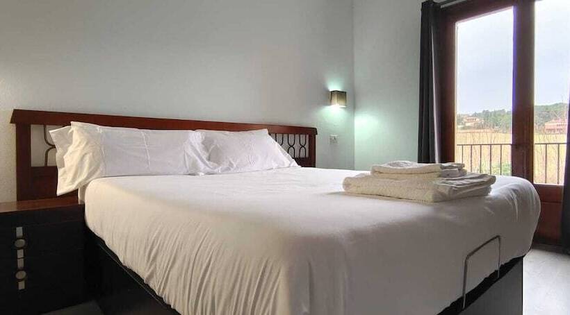 酒店 Hostal Mega Darnius