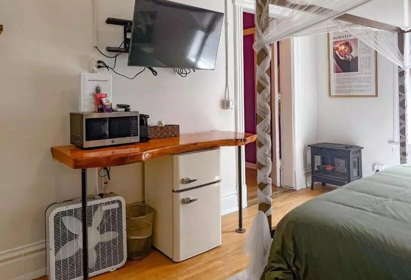 Hotelli The Oliver Inn