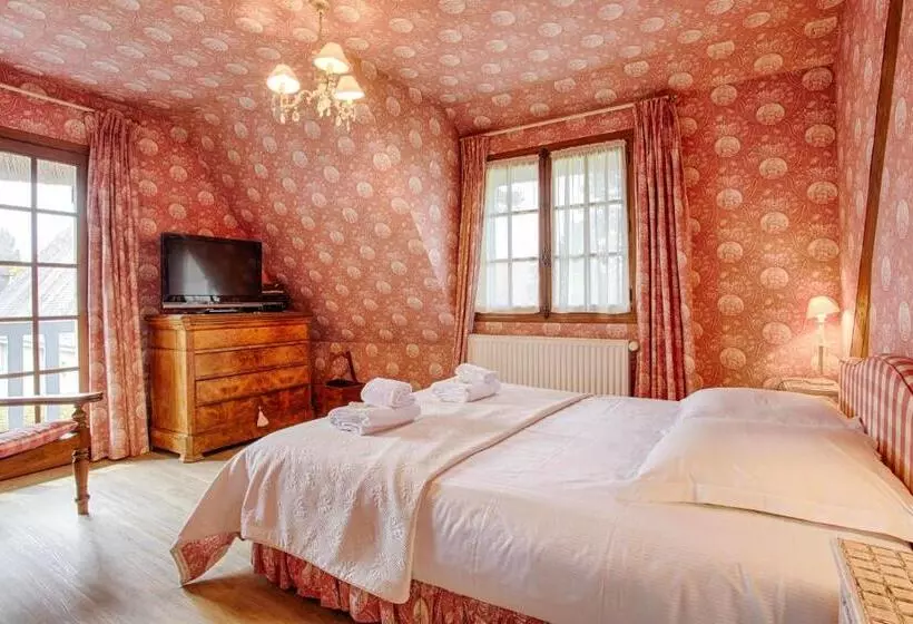 Luxueuse Chaumière 4 Chambres Avec Piscine