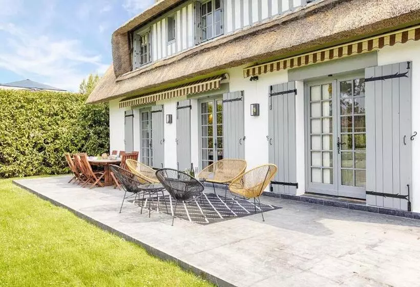 Luxueuse Chaumière 4 Chambres Avec Piscine