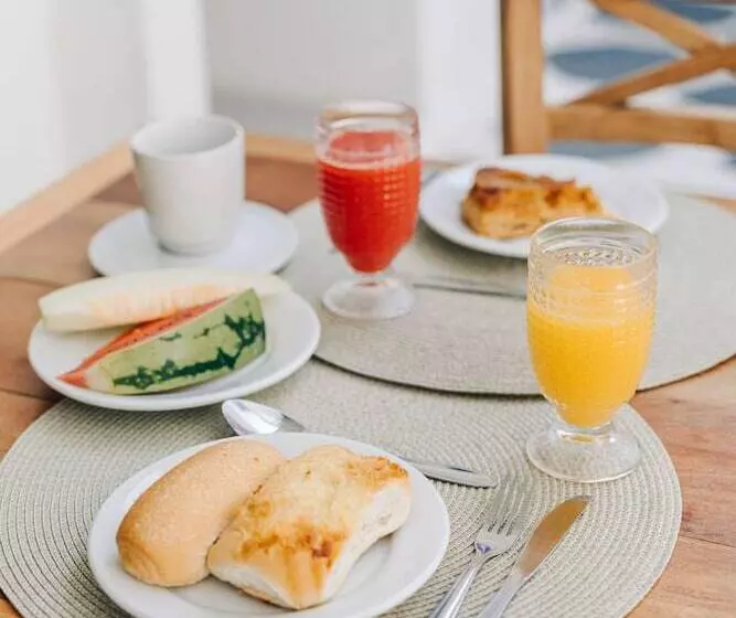 ペンション Pousada Villa Santô