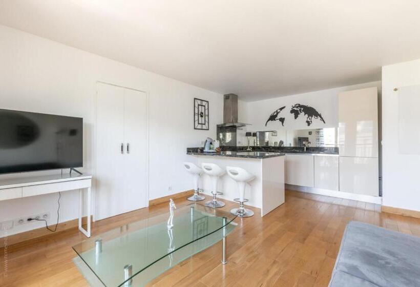 Earth Center By Plaza   Proche Disneyland Paris