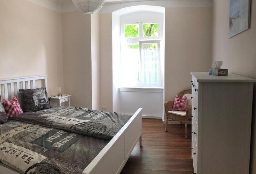 Altes Schulhaus Mutschelbach