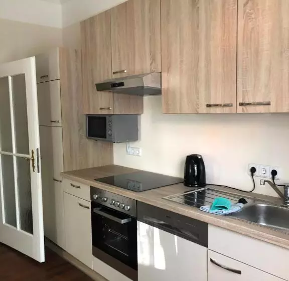 Altes Schulhaus Mutschelbach