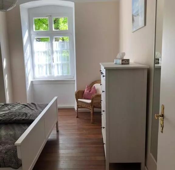 Altes Schulhaus Mutschelbach