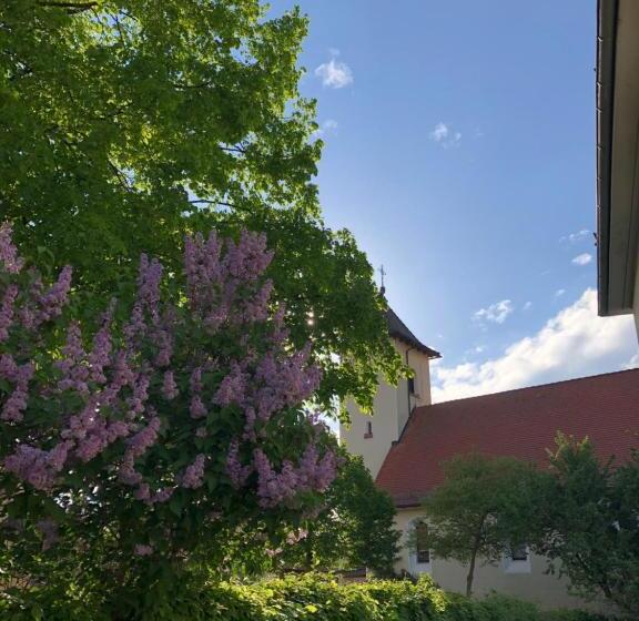 Altes Schulhaus Mutschelbach