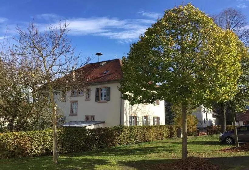 Altes Schulhaus Mutschelbach