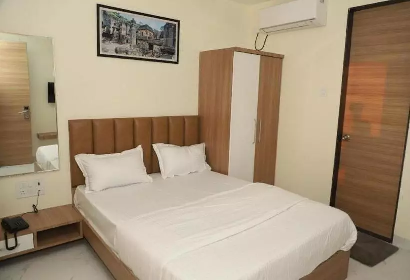 Hotelli Id Square Residency Parbhani