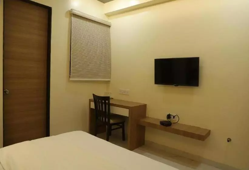 Hotelli Id Square Residency Parbhani