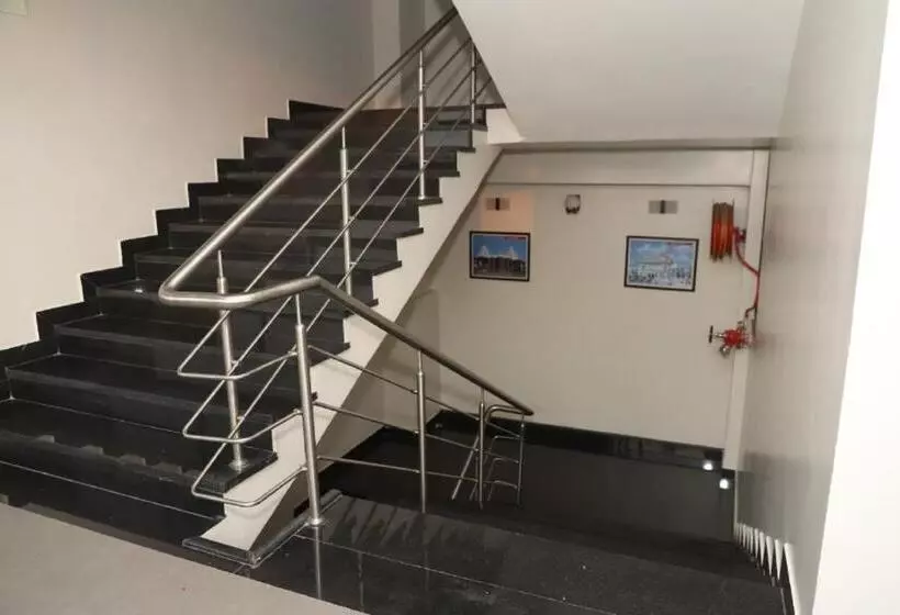 Hotelli Id Square Residency Parbhani