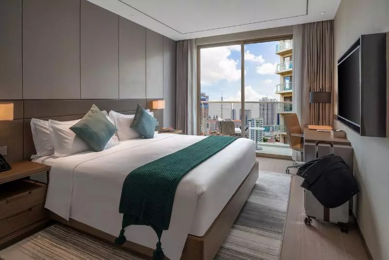 هتل Oakwood Premier Phnom Penh