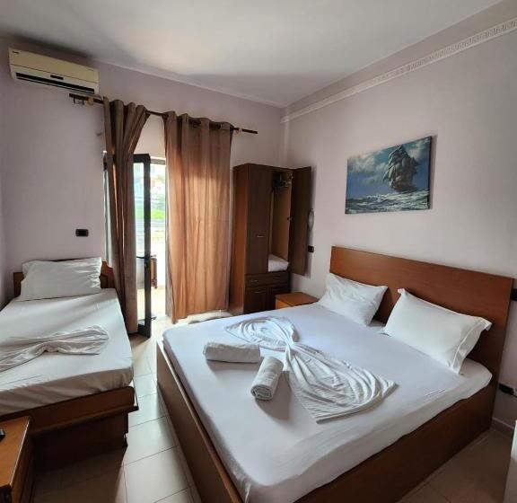 בית מלון כפרי Seashell Beach Rooms