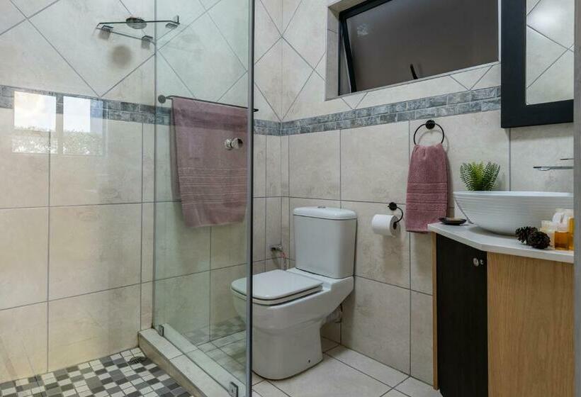 Pension Magnolia Guesthouse