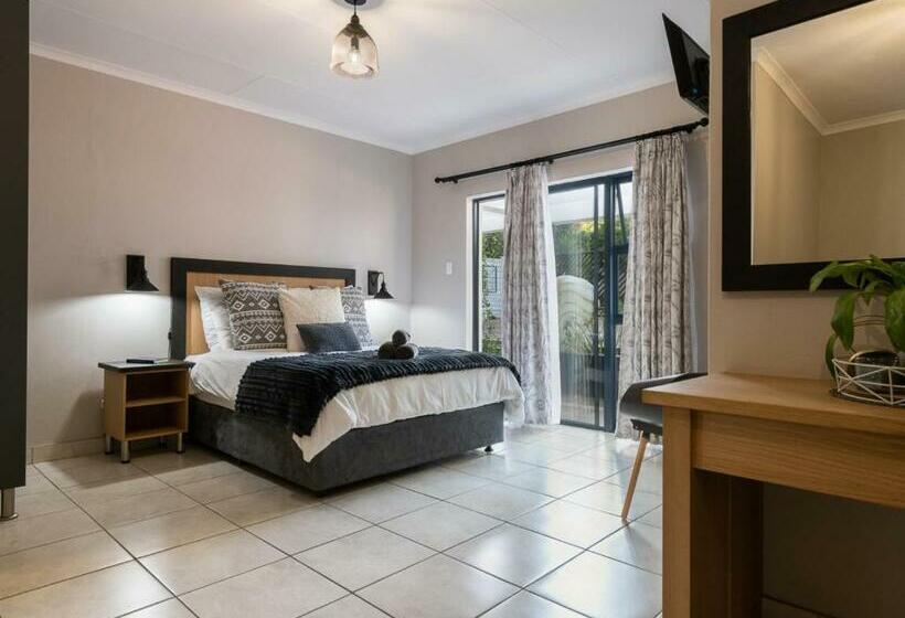 Pension Magnolia Guesthouse