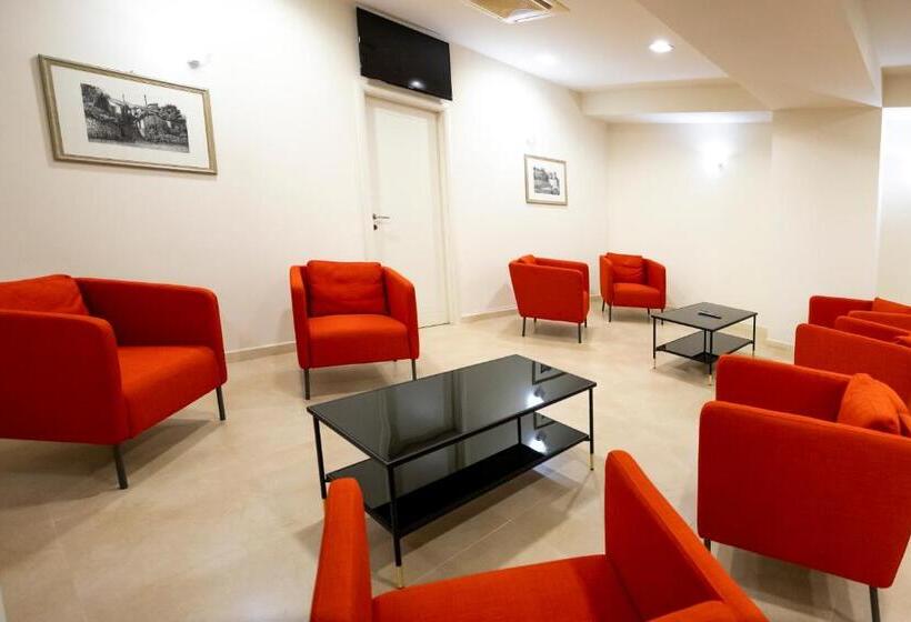 פנסיון Verdello Home