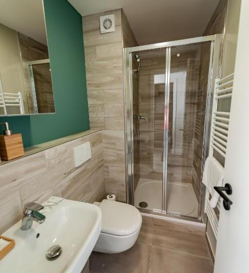 Apartments 4u: Kampus Upstairs Hradec Králové