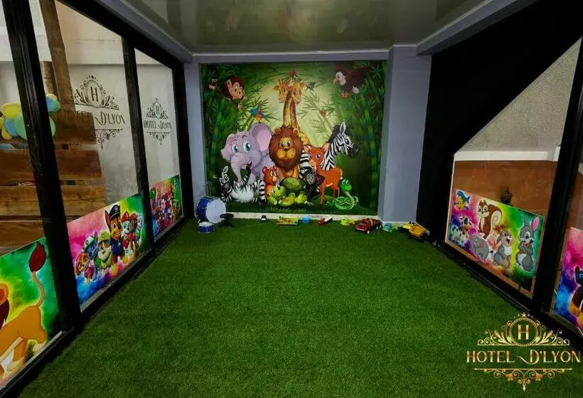 ホテル Hôtel D’lyon