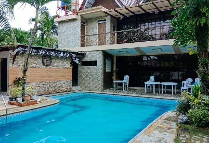 ホテル Villa Asuncion Country Inn And Resort Iloilo By Reddoorz