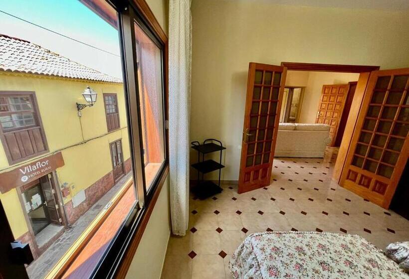 Lovely Spacious Apartment In The Center Vilaflor