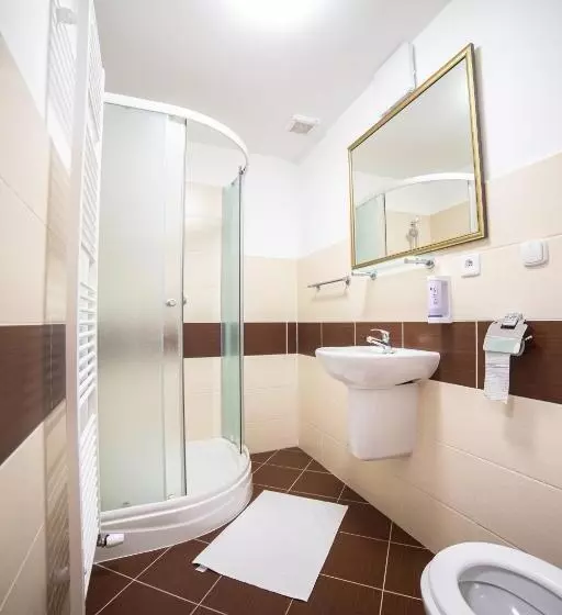 Majatalo Penzión Palatín