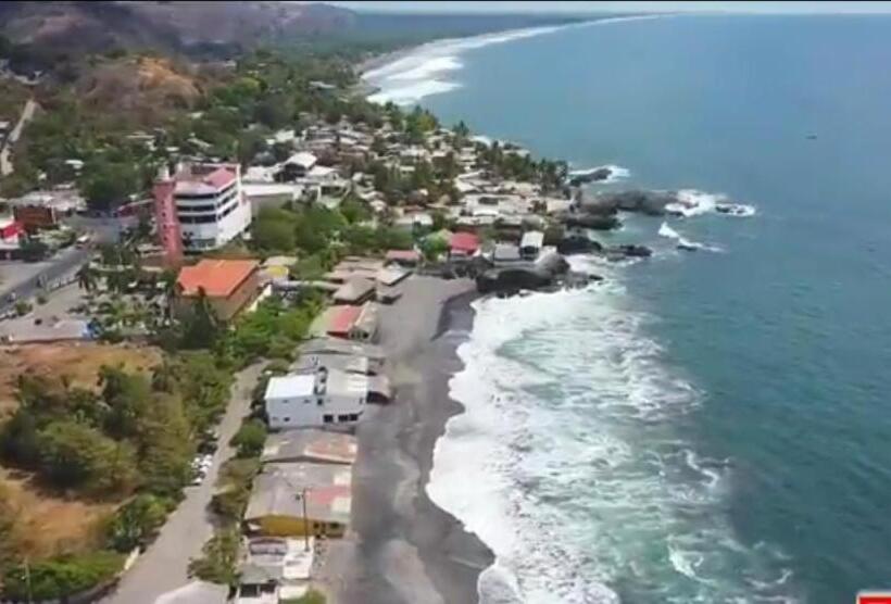 Playa El Obispo D La Marea Building La Libertad