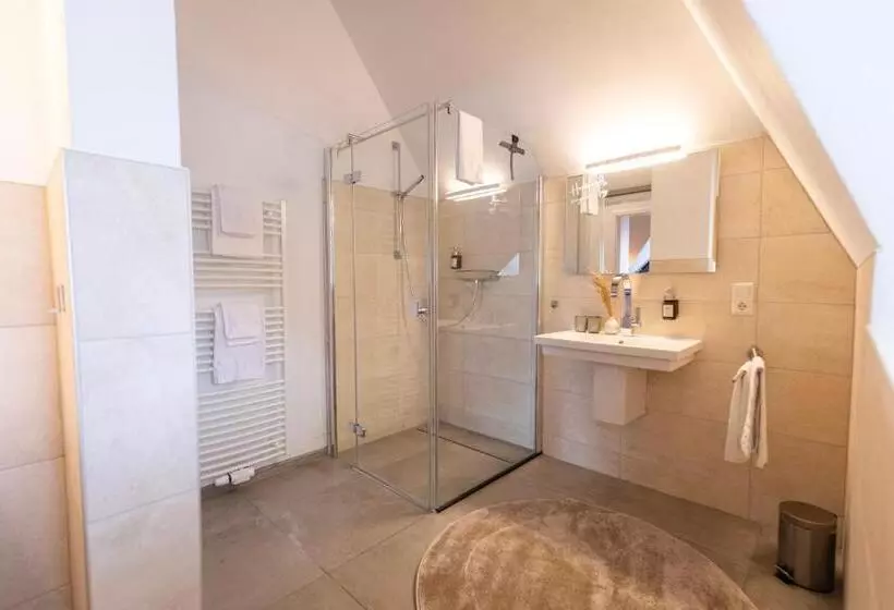 Residenz   Haus Wasser   Penthouse   Sauna   Parkplatz