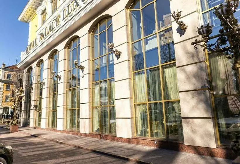 Royal Palace Luxury Hotel And Spa