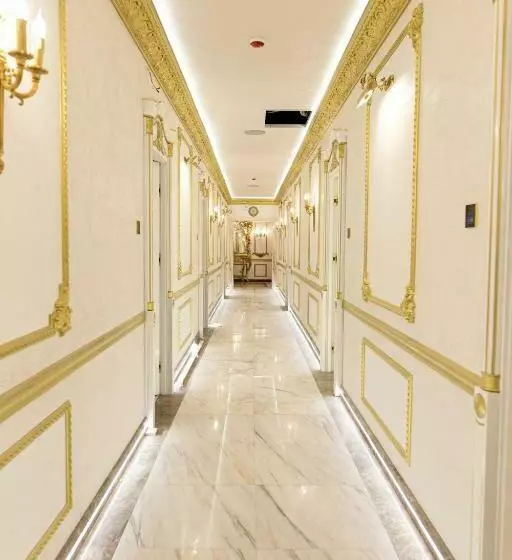 Royal Palace Luxury Hotel And Spa