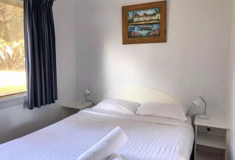 Tasman Holiday Parks   Yallingup Beach