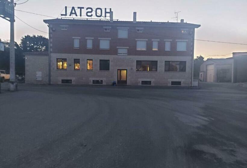 旅馆 Hostal Linares