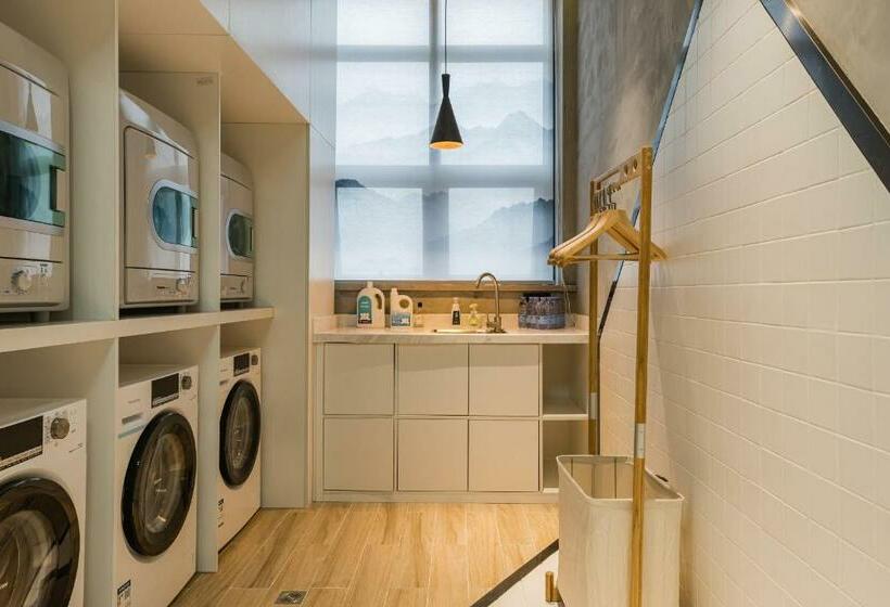 Atour Hotel Shaoxing Shangyu E Travel Town