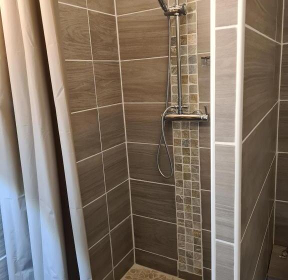 مبيت وإفطار La Maison Thimadaise