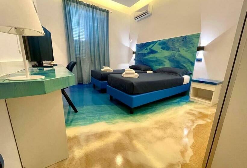 تختخواب و صبحانه Tribus Boutique