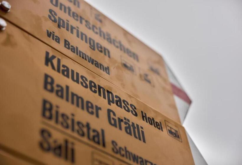 호텔 Klausenpass