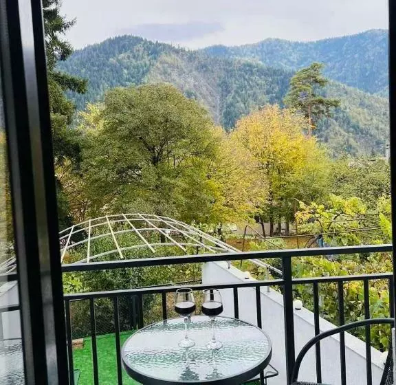 هتل Likani Home